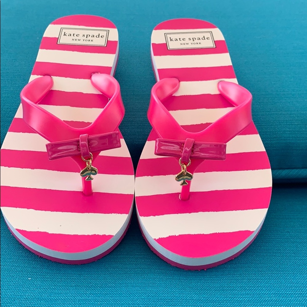KATE SPADE ♠️ NASSAU FLIP FLOPS 🕶 SIZE 6. NWOT